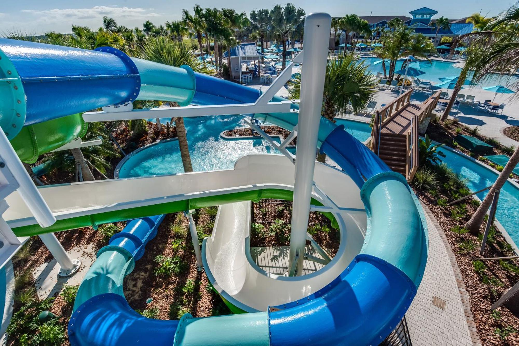 Modern 5br 4baths Townhouse Holiday home Orlando