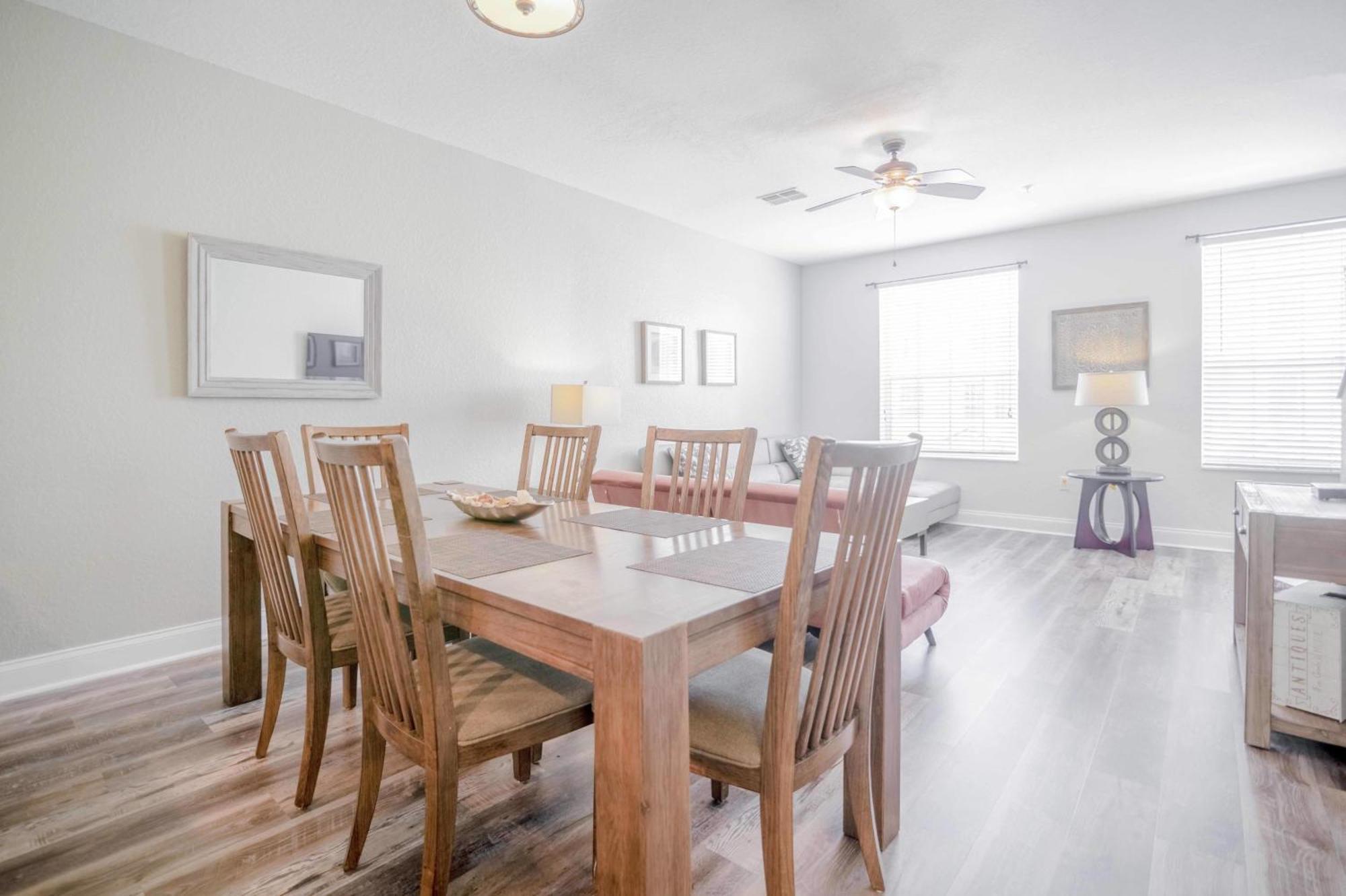 New! Fabulous Vista Cay Casa Bella Near Theme Parks, And Walk To The Convention Center *