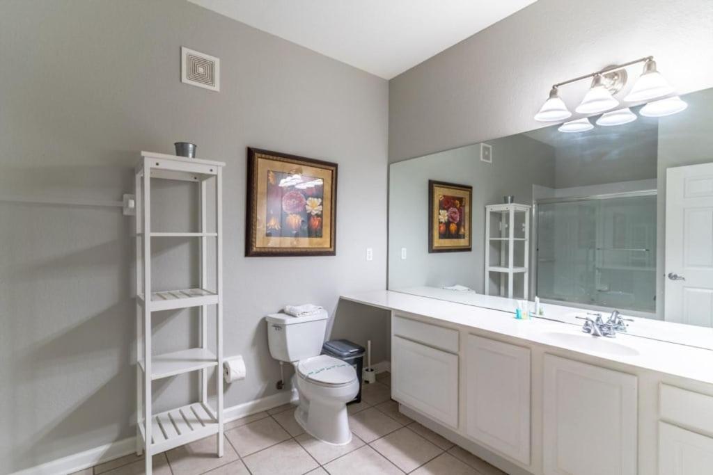 At Vista Cay Orlando