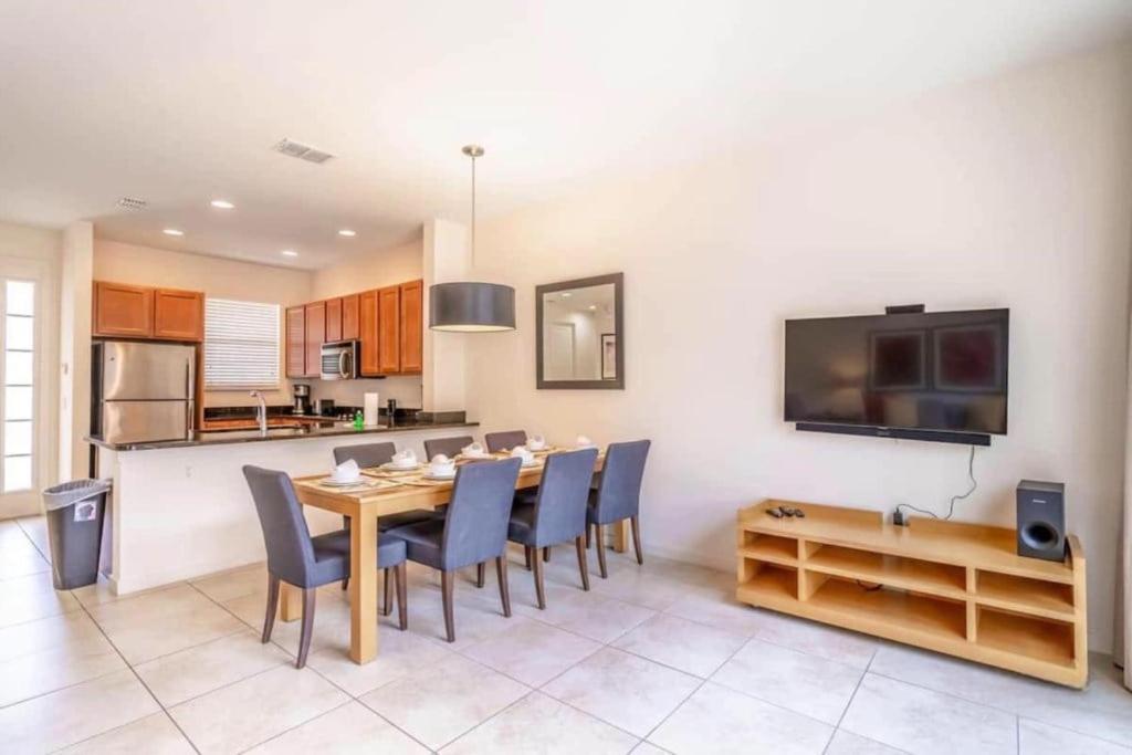 Flash 20 Off Private Townhome At Regal Oaks *