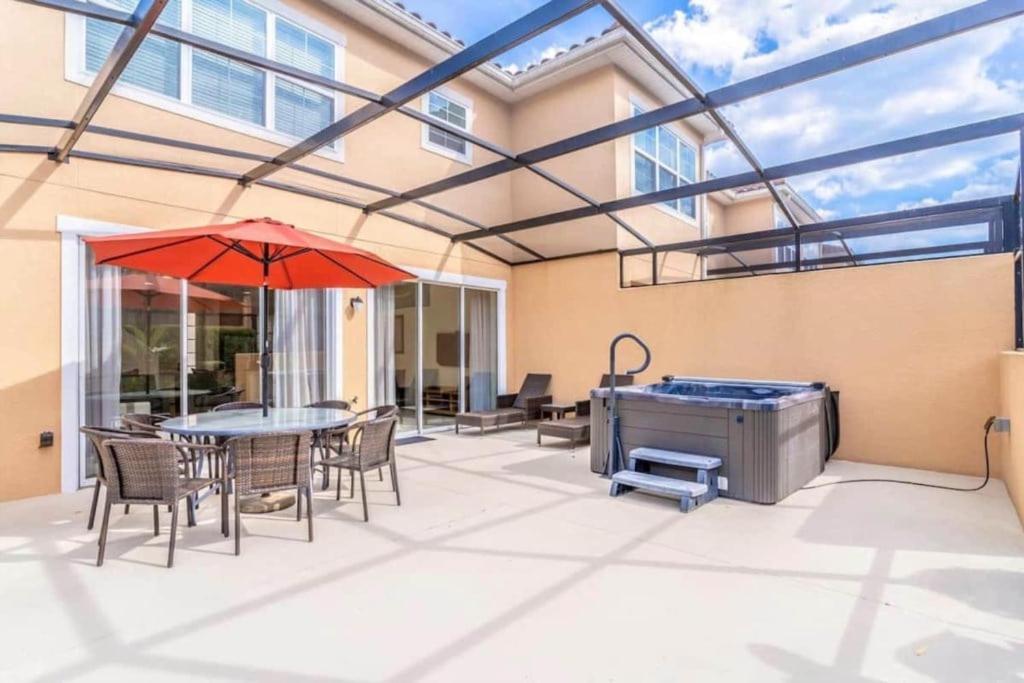 Flash 20 Off Private Townhome At Regal Oaks