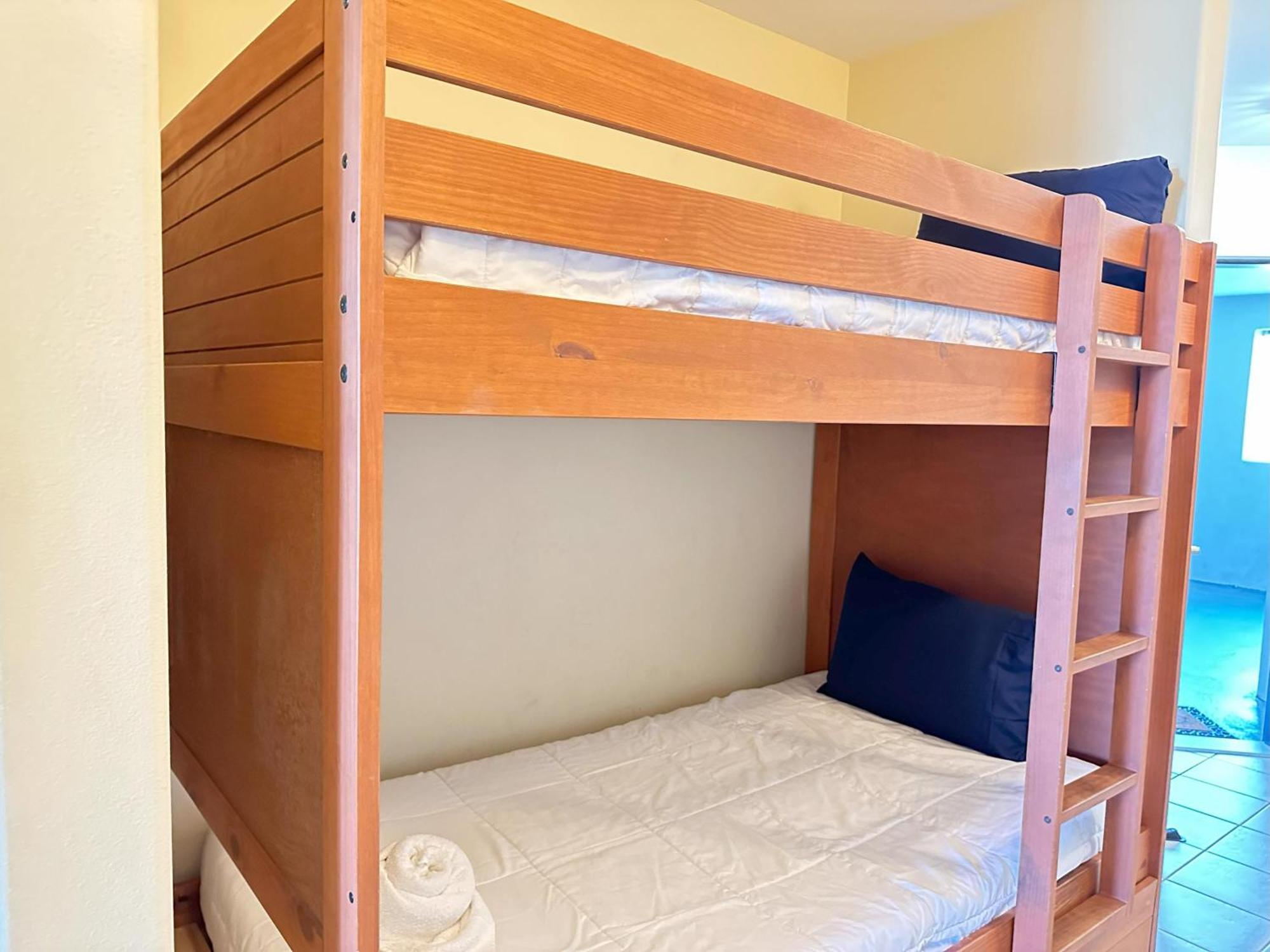 Bh102 - Lakeside Getaway - Minutes From