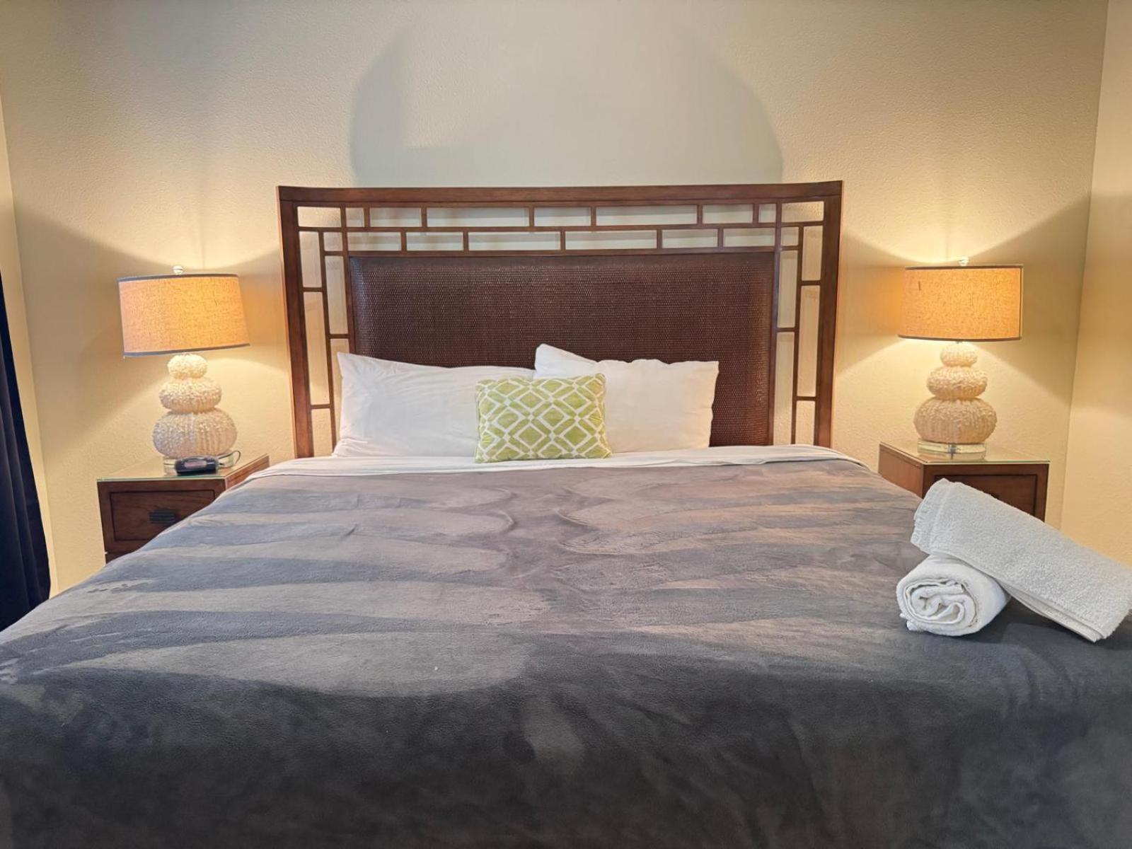 7613-8-bl-only 10 Minutes From Holiday home *