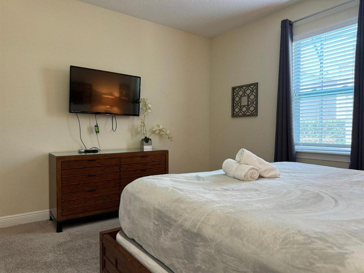 Holiday home 7613-8-bl-only 10 Minutes From