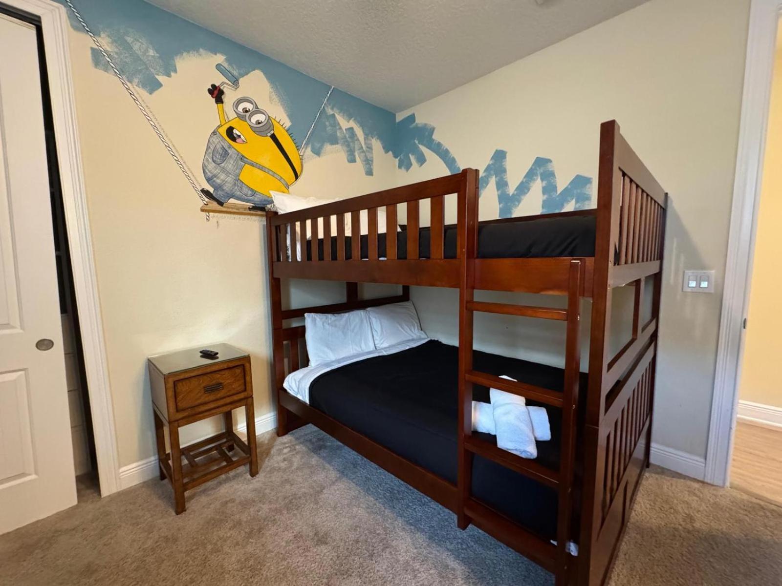 Holiday home 7613-8-bl-only 10 Minutes From Orlando