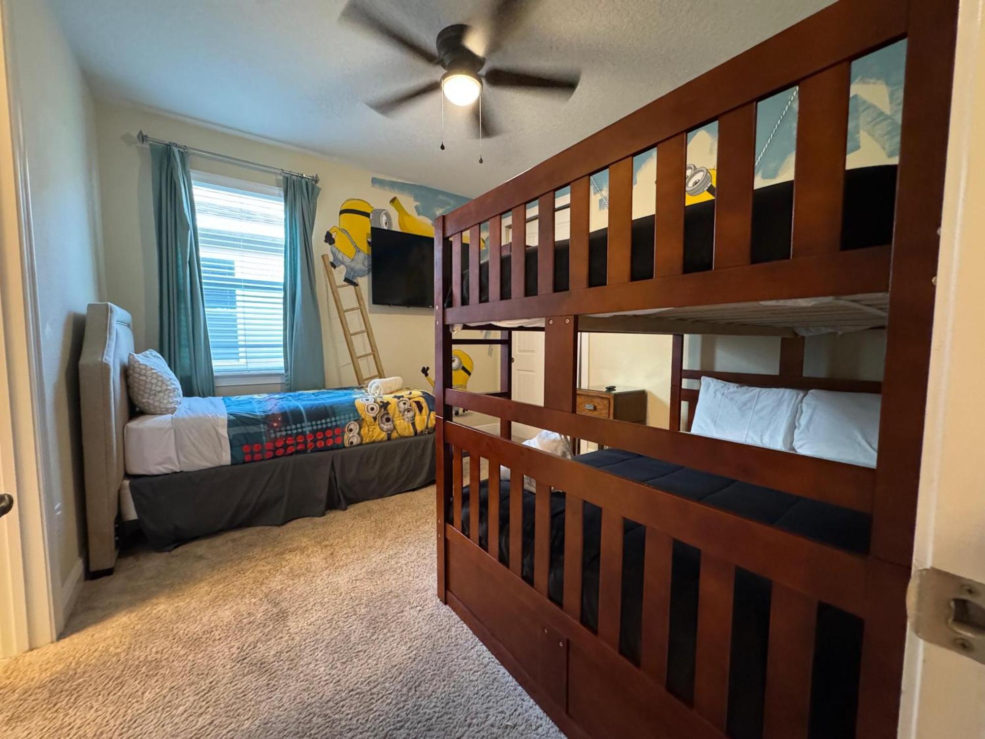7613-8-bl-only 10 Minutes From Orlando