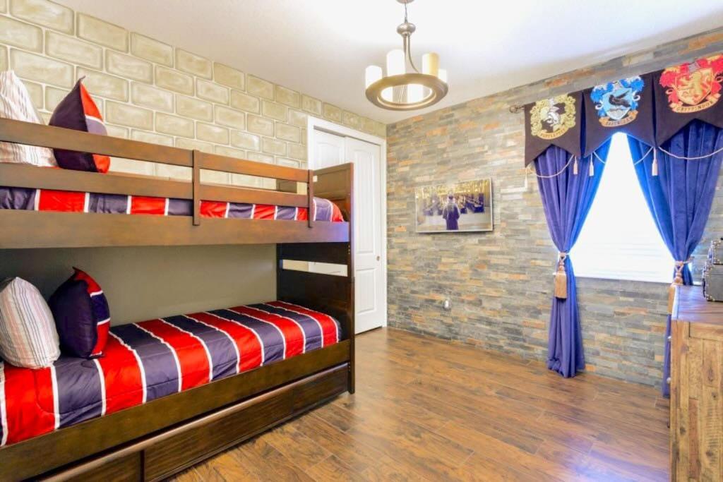 Holiday home 7601-7-bl-designer Decorated With Whimsical Themed *