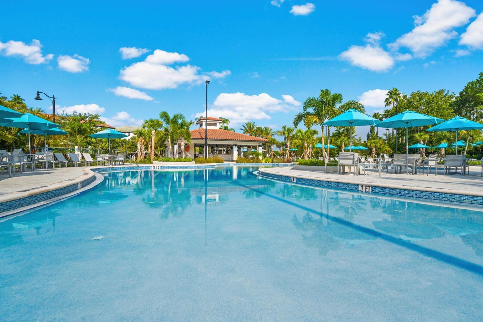 Shoreway Loop Unit 206 * Orlando