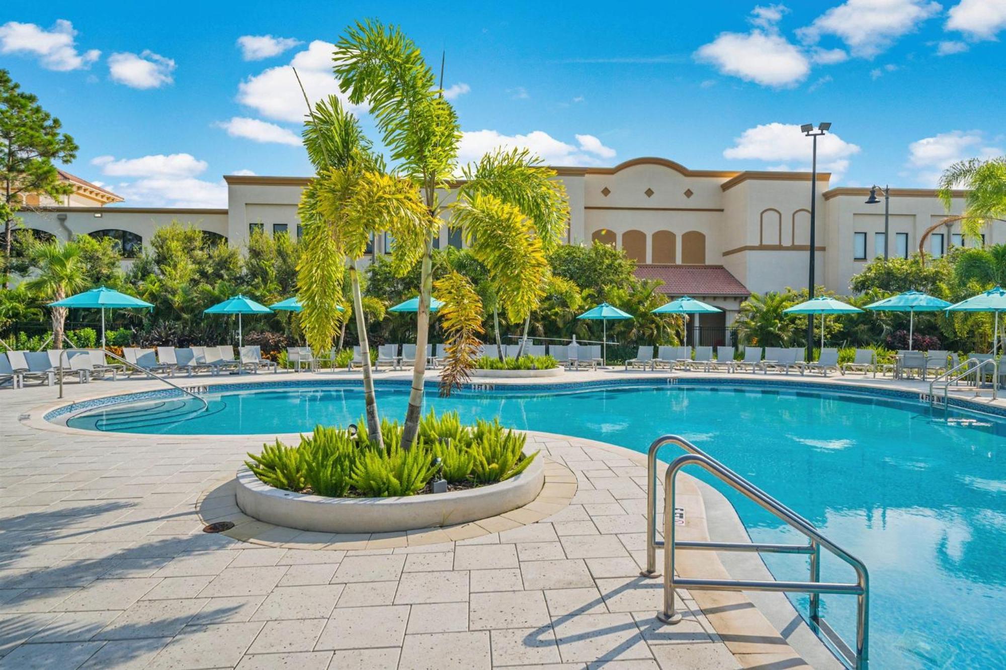 Shoreway Loop Unit 206 Apartment *