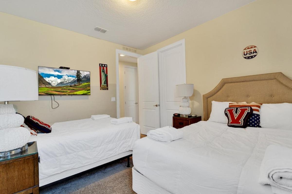 480-7-ld-large Luxury Holiday home