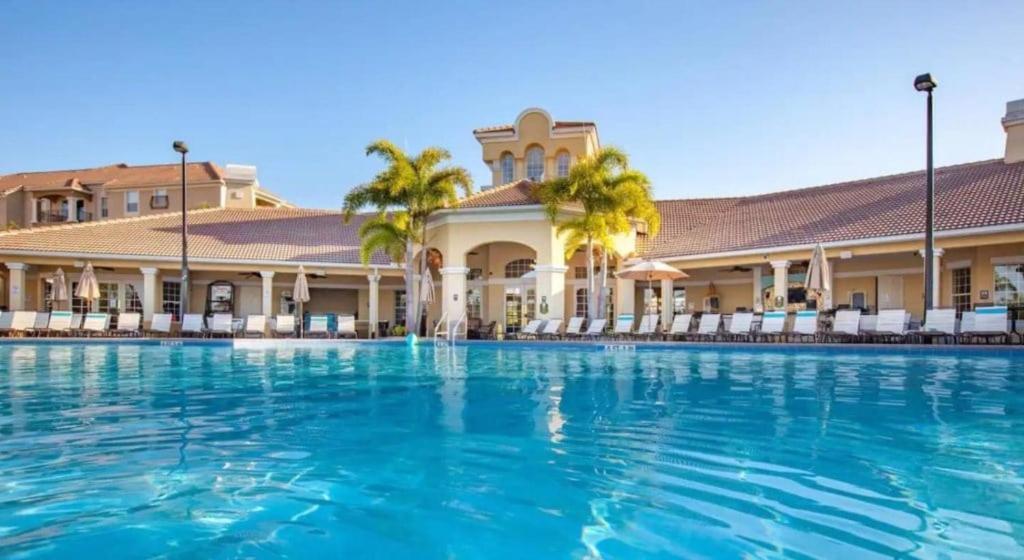 Stylish At Vista Cay