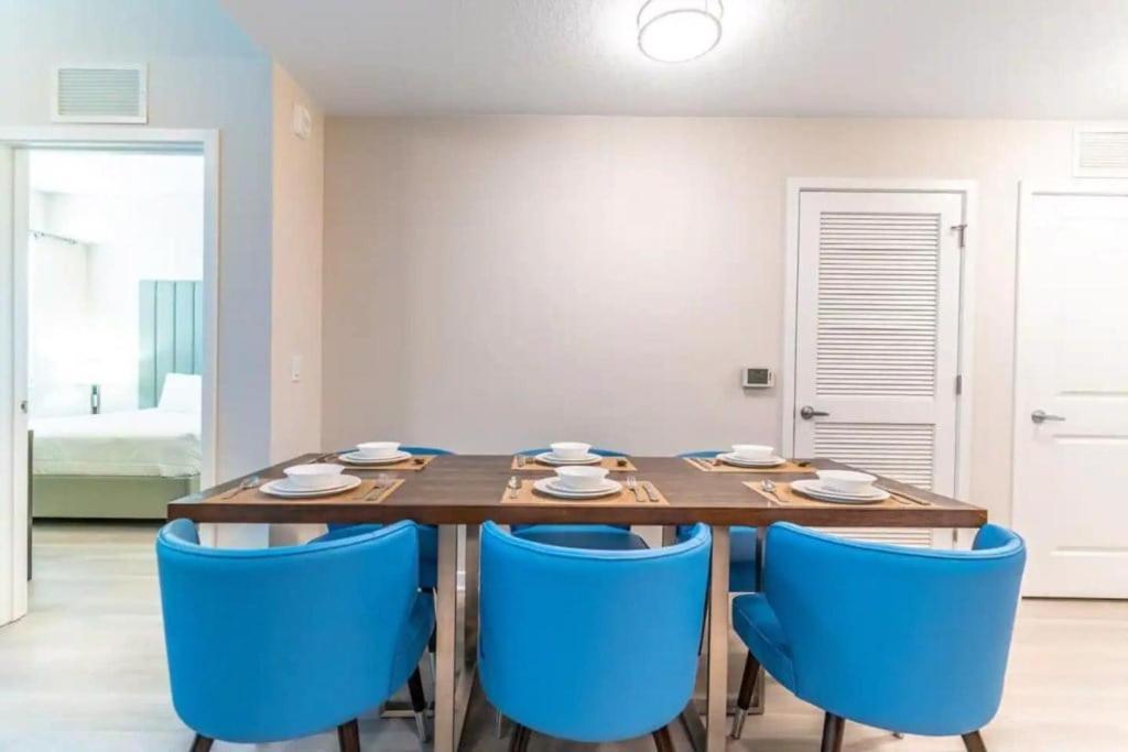 Stylish At Vista Cay