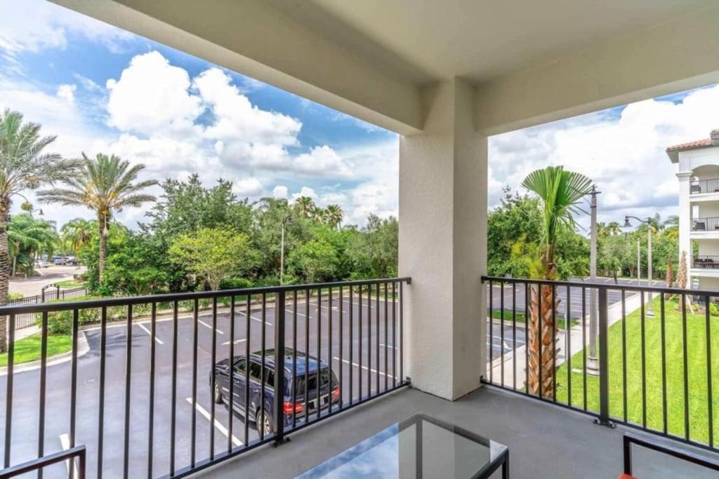 Holiday home Stylish At Vista Cay Orlando