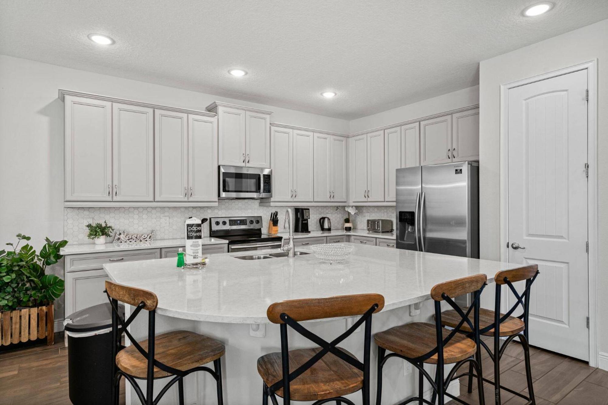 Chic Gateway - 5 Bedroom With Pool And Holiday home Orlando