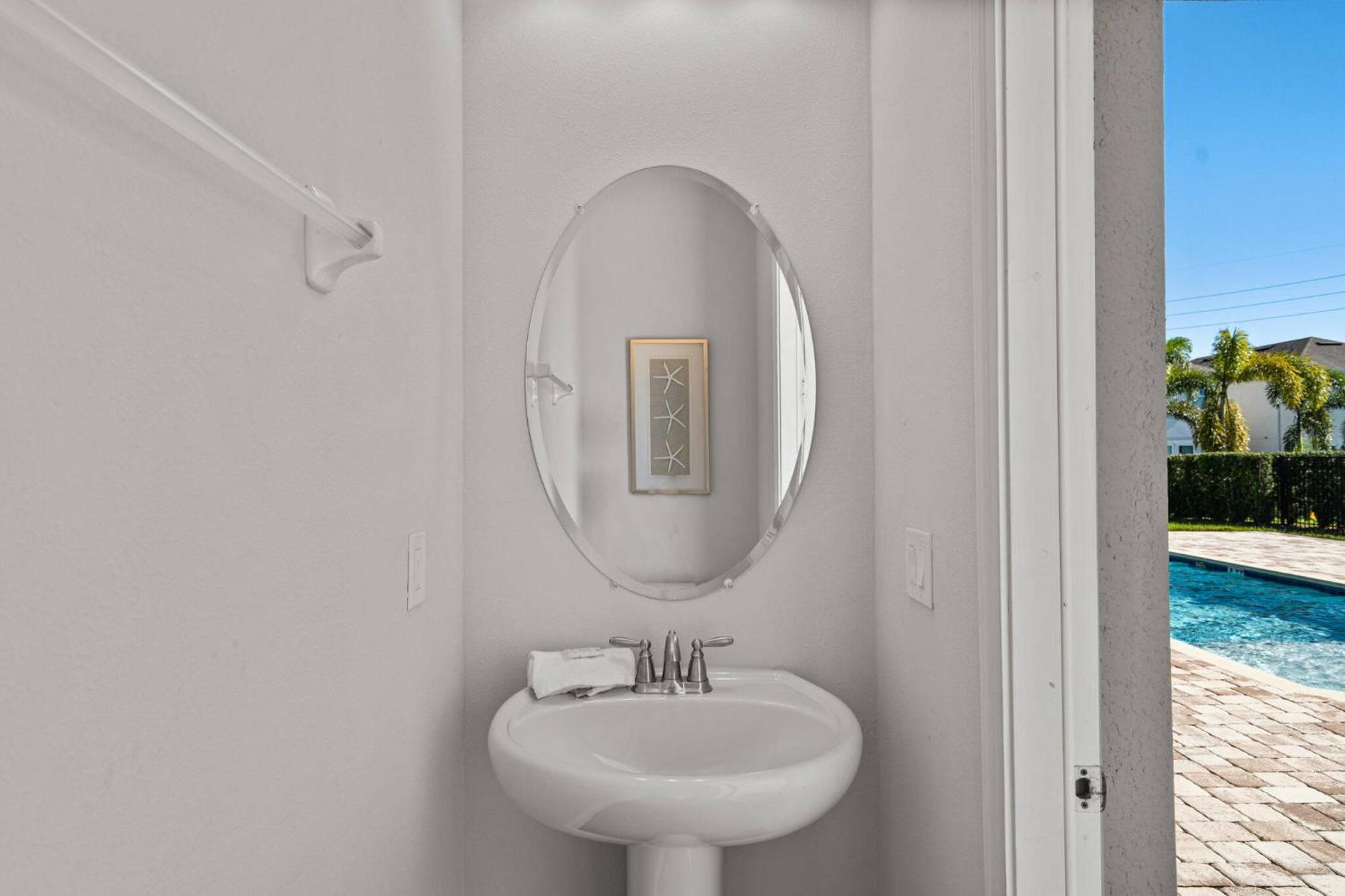 Chic Gateway - 5 Bedroom With Pool And Holiday home Orlando