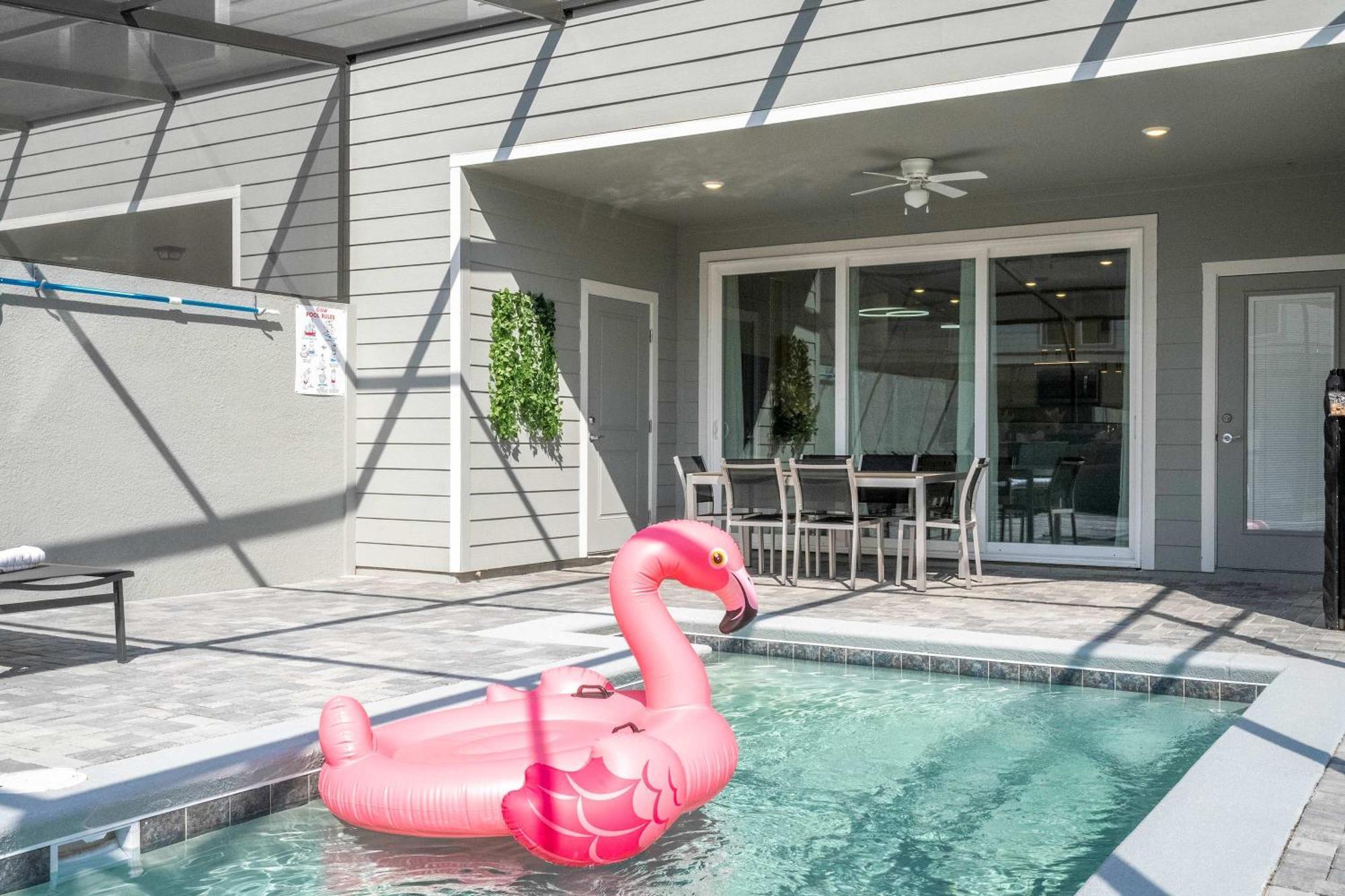 Holiday home Gorgeous 5bd Pool & Game At Windsor Cay 1253