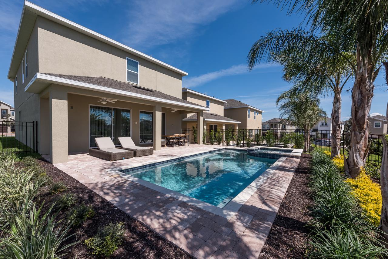 Holiday home Luxury Near By Rentyl With Private Pool & Amenities - 211m *