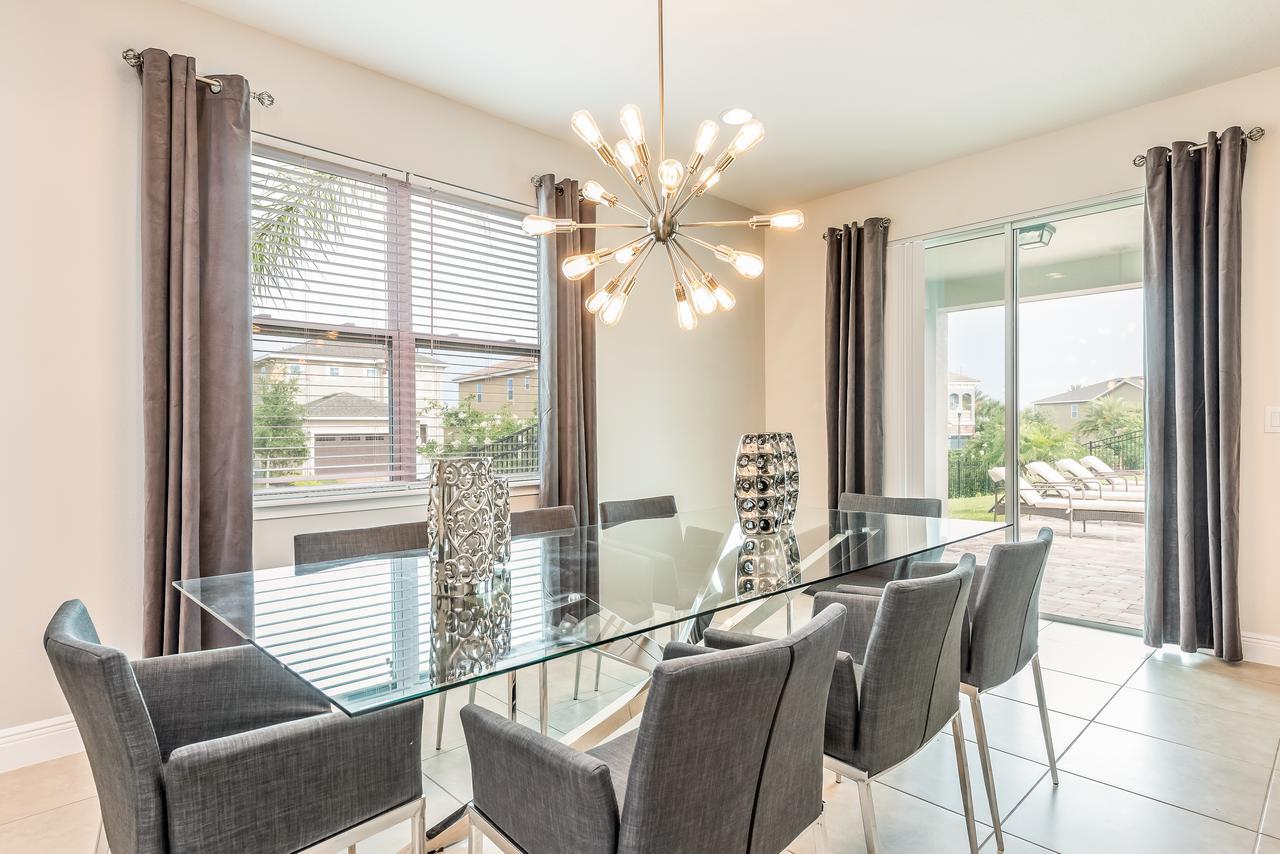 Holiday home Exquisite With Media & Games Near By Rentyl - 7600m