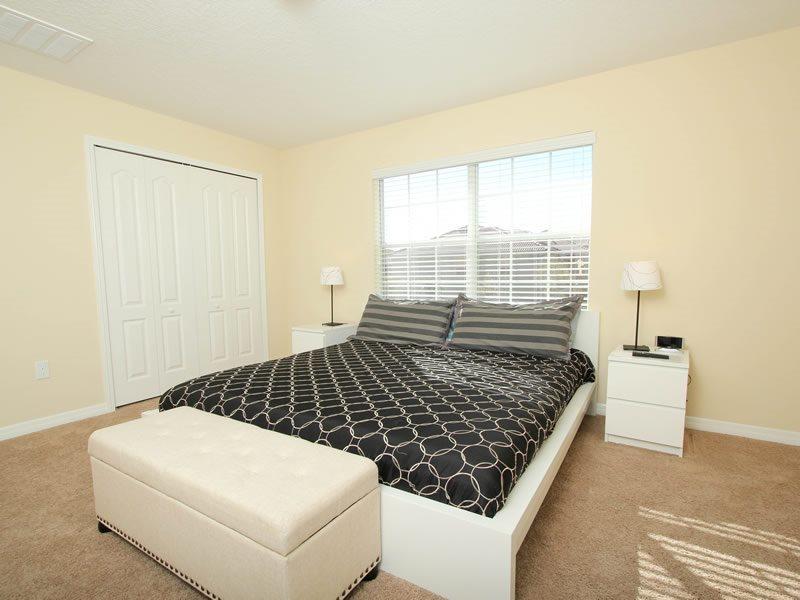 Lovely Paradise Palms 4 Bed 3 Bath Town *