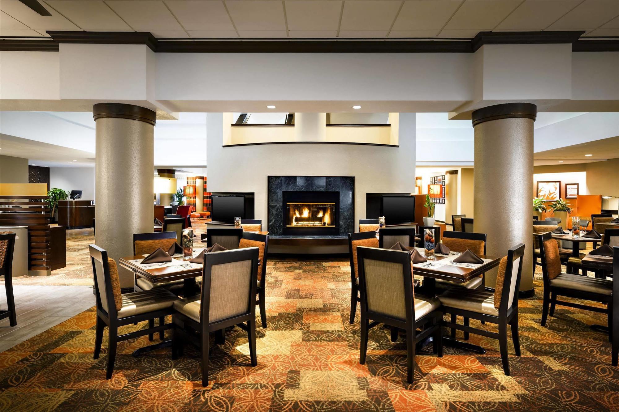 Staybridge South By Ihg 3*