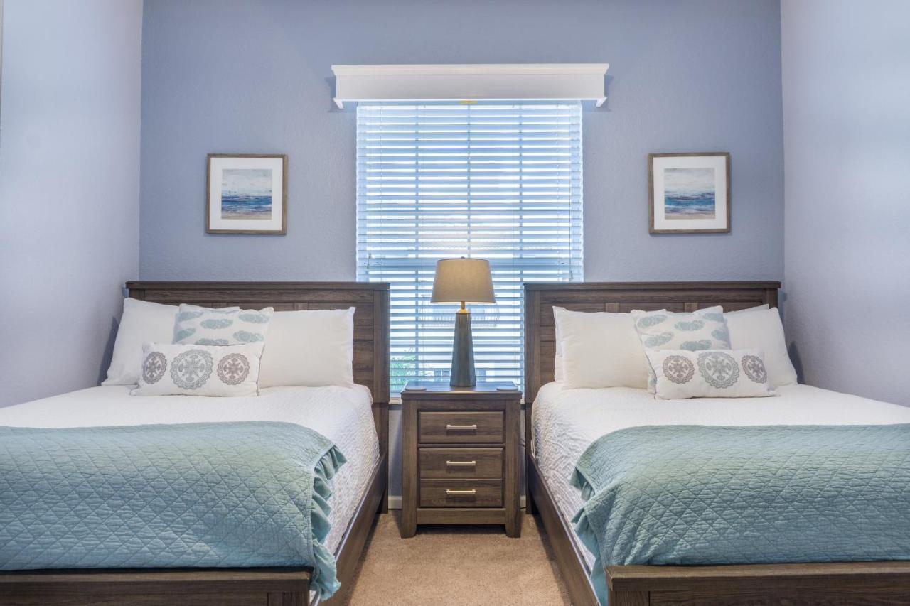 Cayview Avenue Unit 404 *