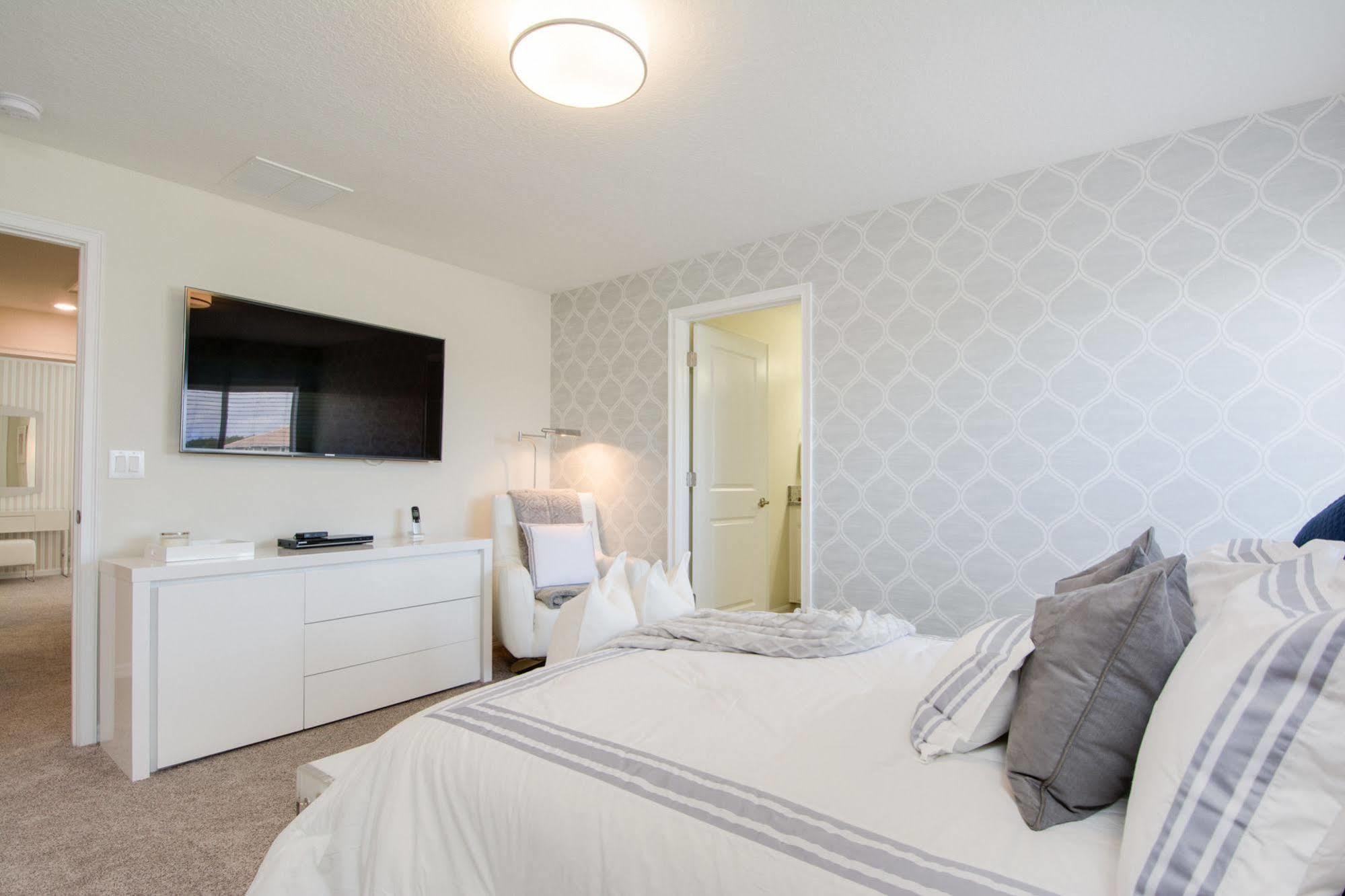 Hotel Storey Lake Resort By Vhc Hospitality Vineland