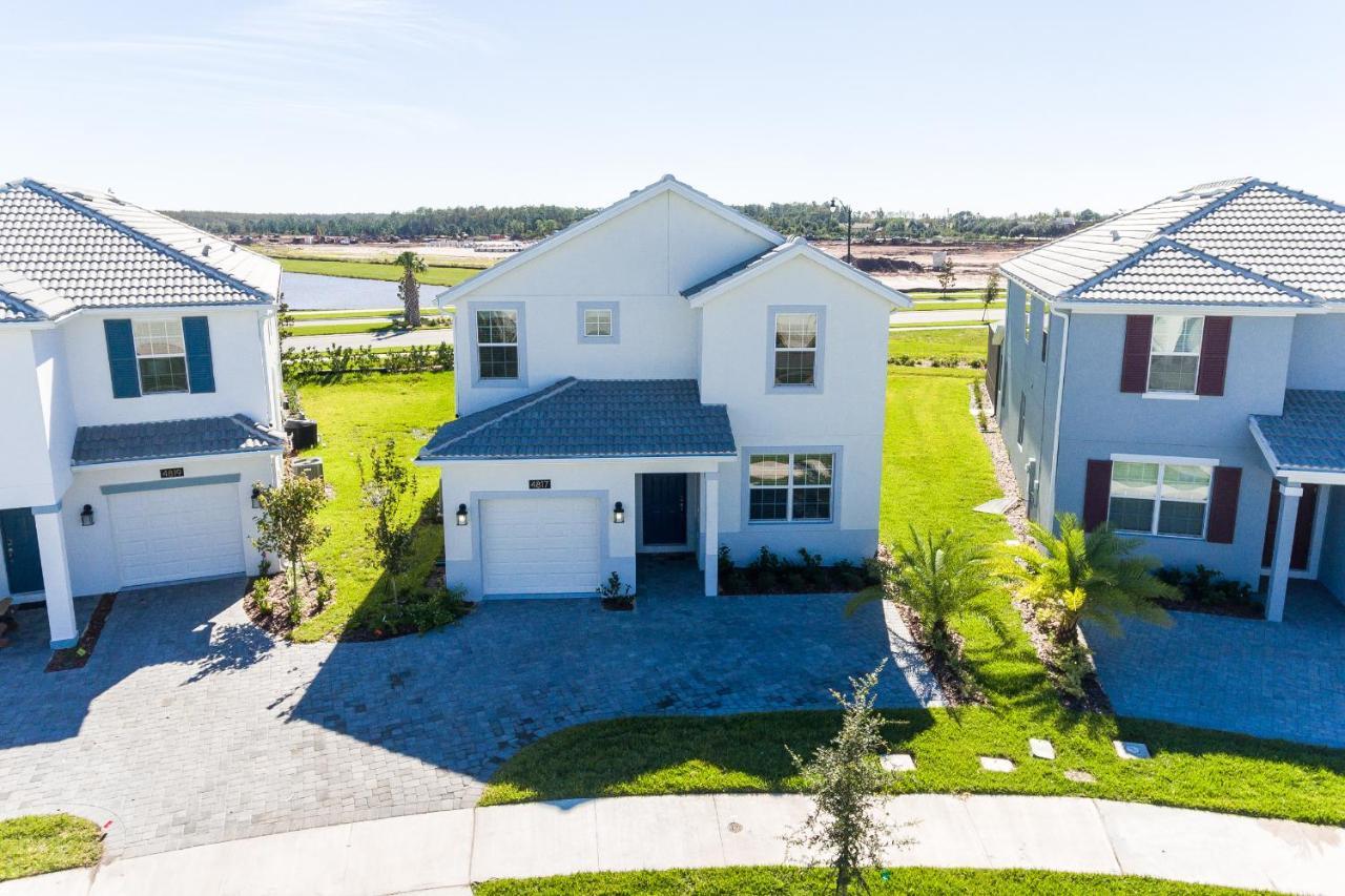 Storey 4817 Villa Orlando
