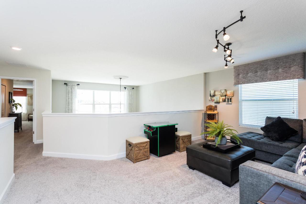 Storey 4817 Orlando