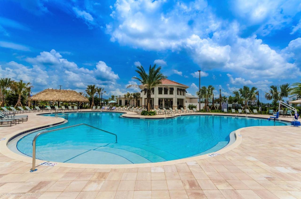 Villa Storey Lake-5 Bedroom Townhome W/splashpool-1621st