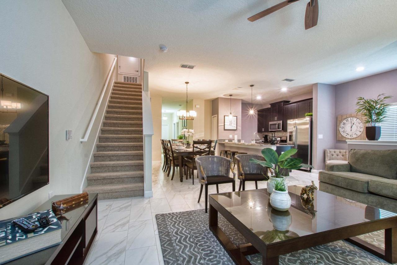 Villa Storey Lake-5 Bedroom Townhome W/splashpool-1621st *