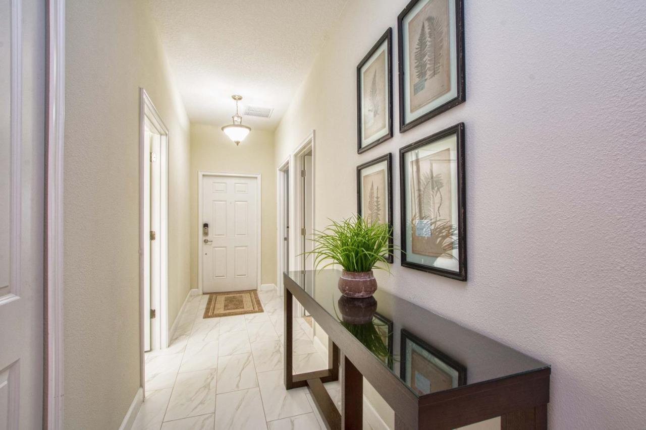 Villa Storey Lake-5 Bedroom Townhome W/splashpool-1621st