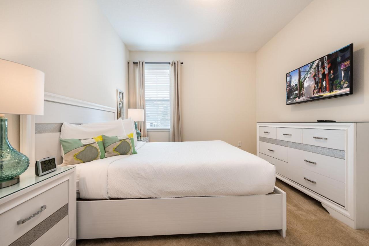 Cozy By Rentyl Near With Private Pool & Amenities - 7416m Orlando