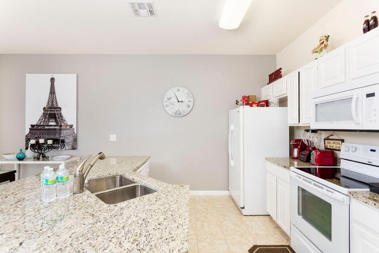 Modern Vacation Townhouse With Private Pool Bv4562 Holiday home