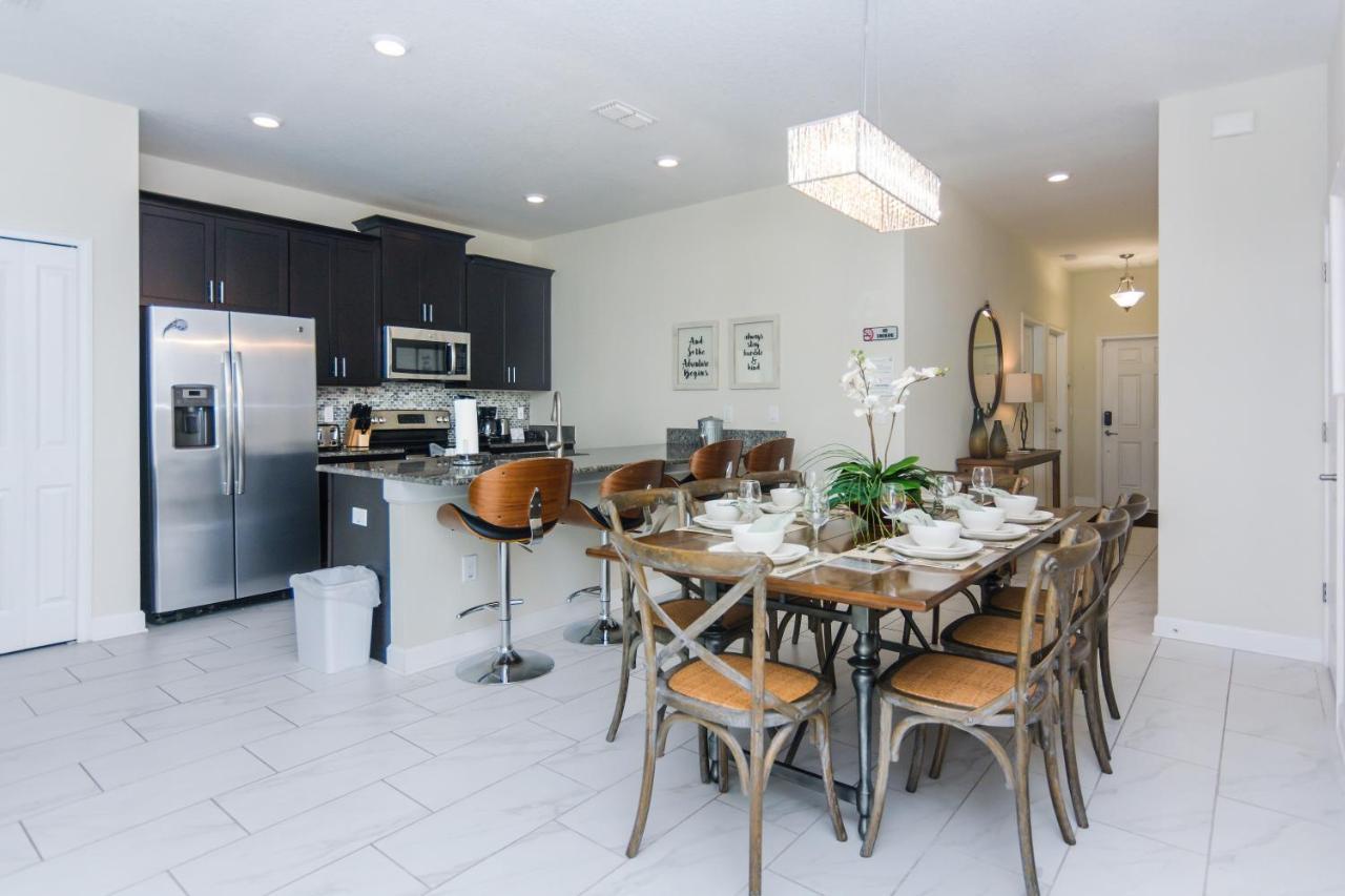 Dream Townhome With Private Pool Close To Sl4806