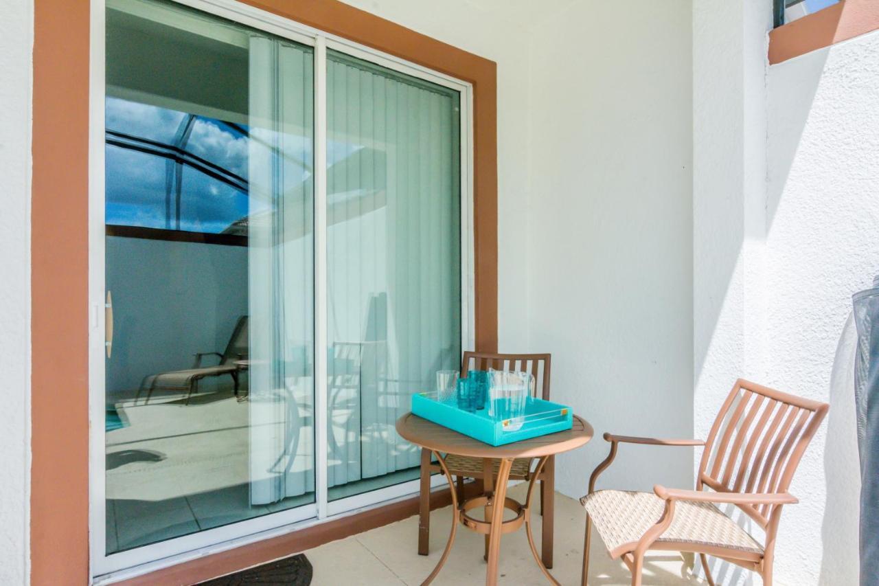 Dream Townhome With Private Pool Close To Sl4806 Holiday home *