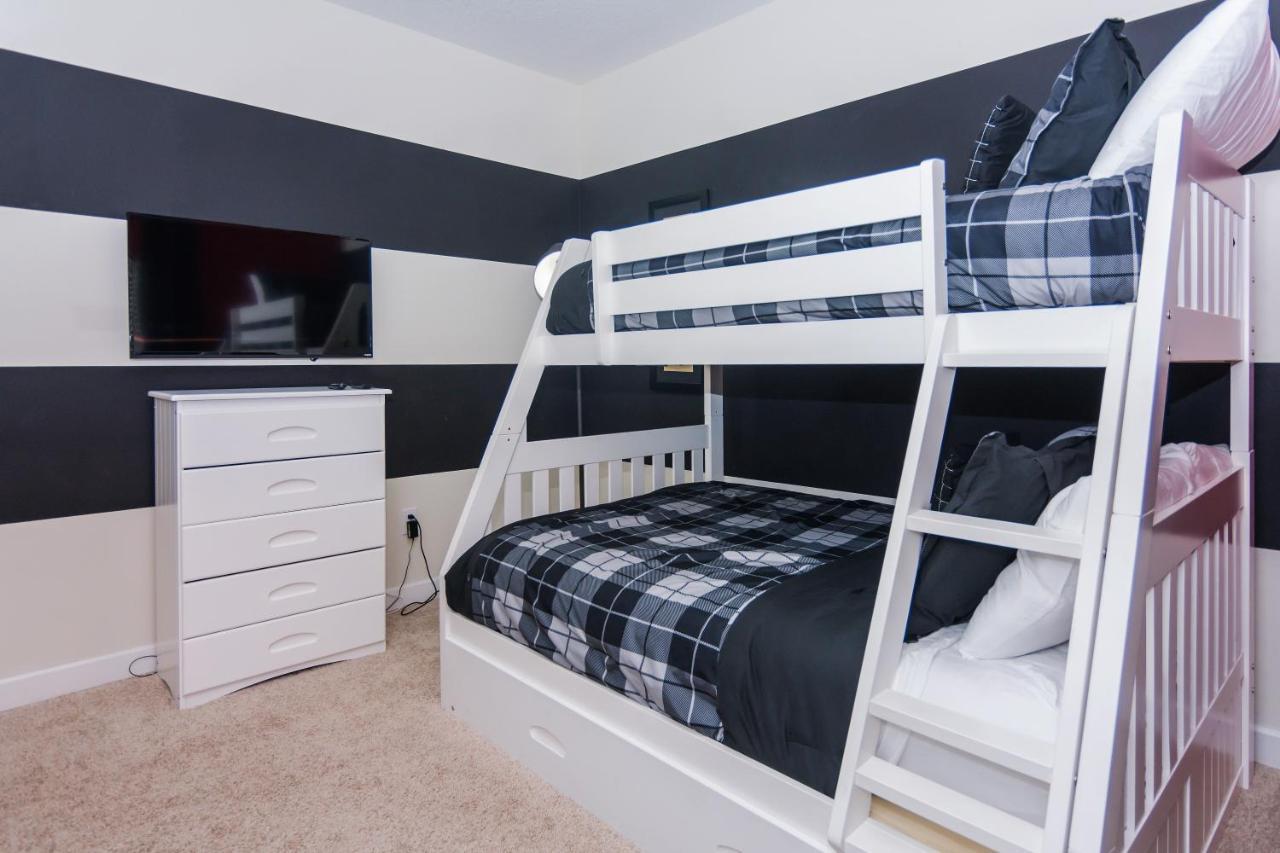 Dream Townhome With Private Pool Close To Sl4806 Holiday home *