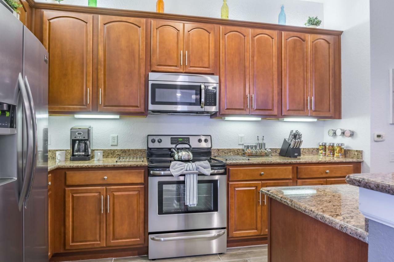 Cayview Avenue Unit 404 *