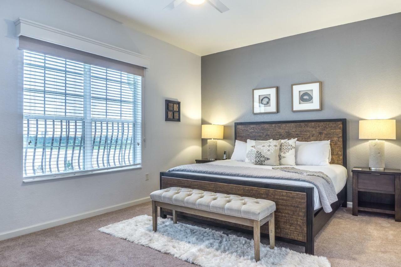 Cayview Avenue Unit 404 Orlando