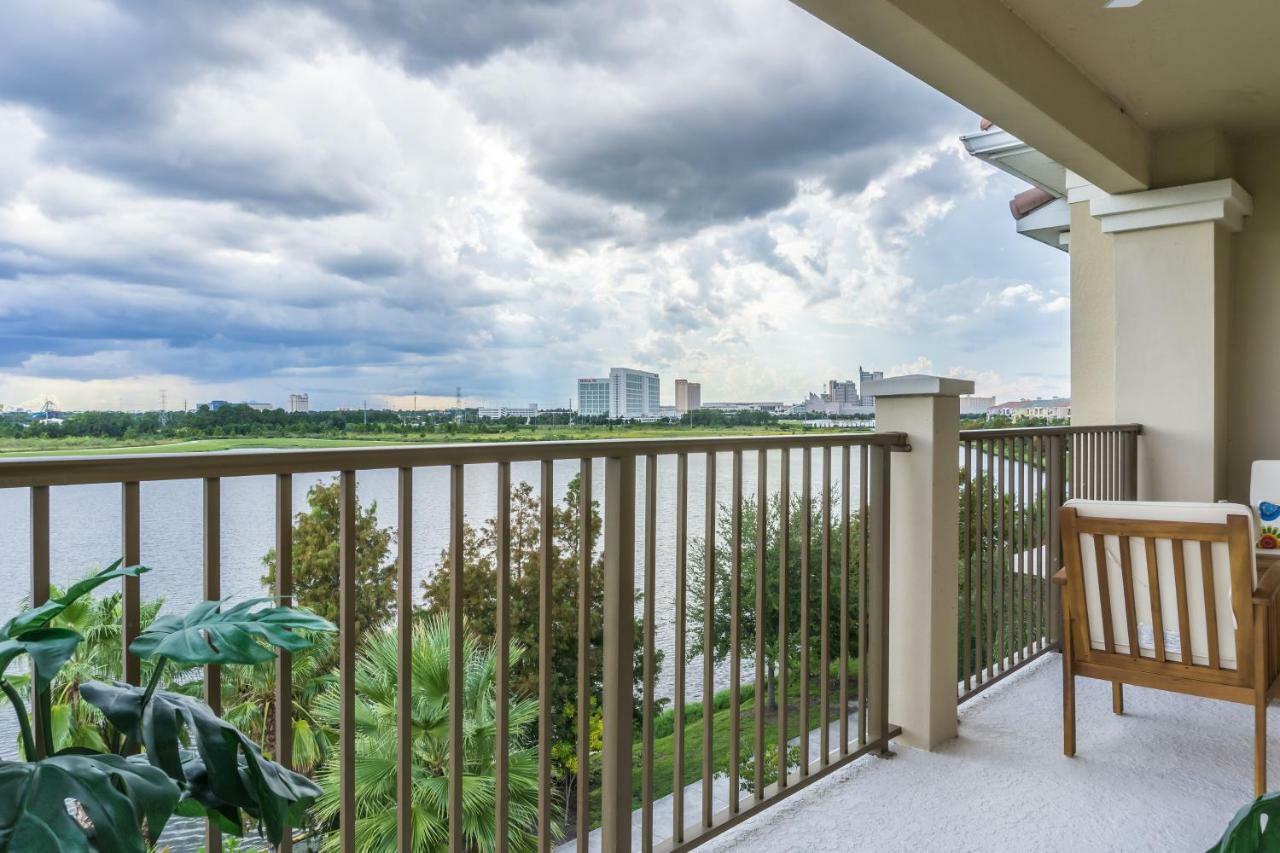 Cayview Avenue Unit 404 Apartment