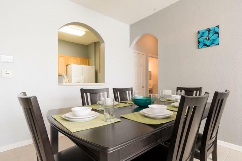 Holiday home Upscale 3 Bedroom 2 Bath Area *