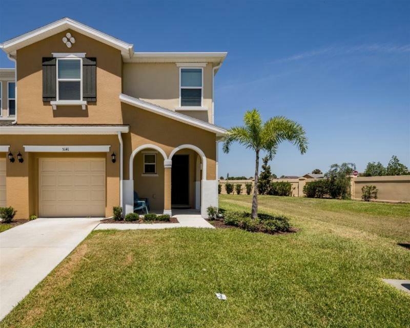 Compass_bay_5141