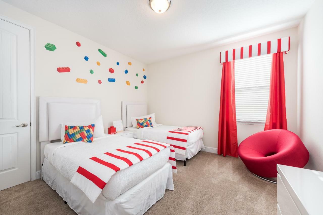 Fabulous By Rentyl Near With Private Pool, Game & Amenities - 7469m Holiday home *