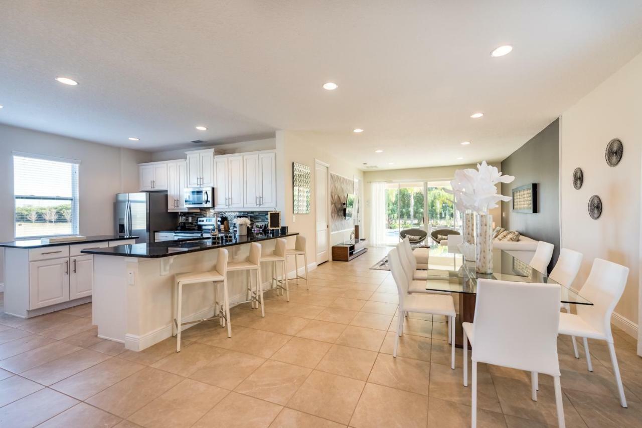 Fabulous By Rentyl Near With Private Pool, Game & Amenities - 7469m Orlando