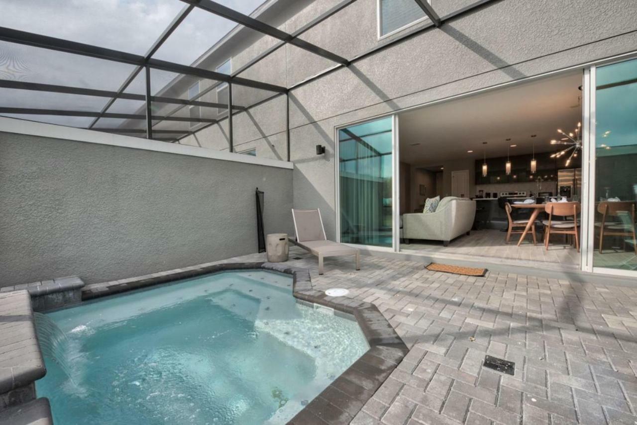 Wonderful Townhomes With Four Bedrooms Close To Orlando
