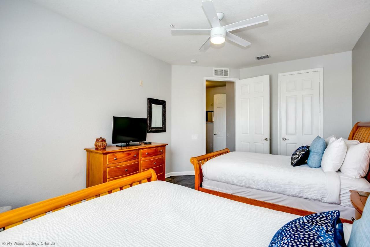 Apartment Shoreway Loop Unit 206