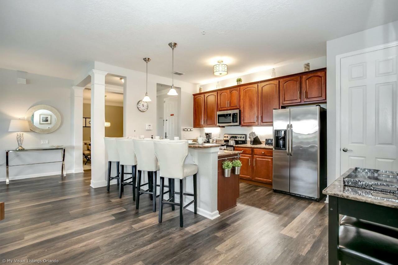 Apartment Shoreway Loop Unit 206