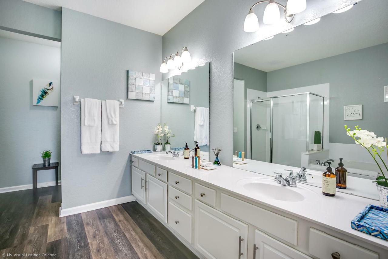 Apartment Shoreway Loop Unit 206