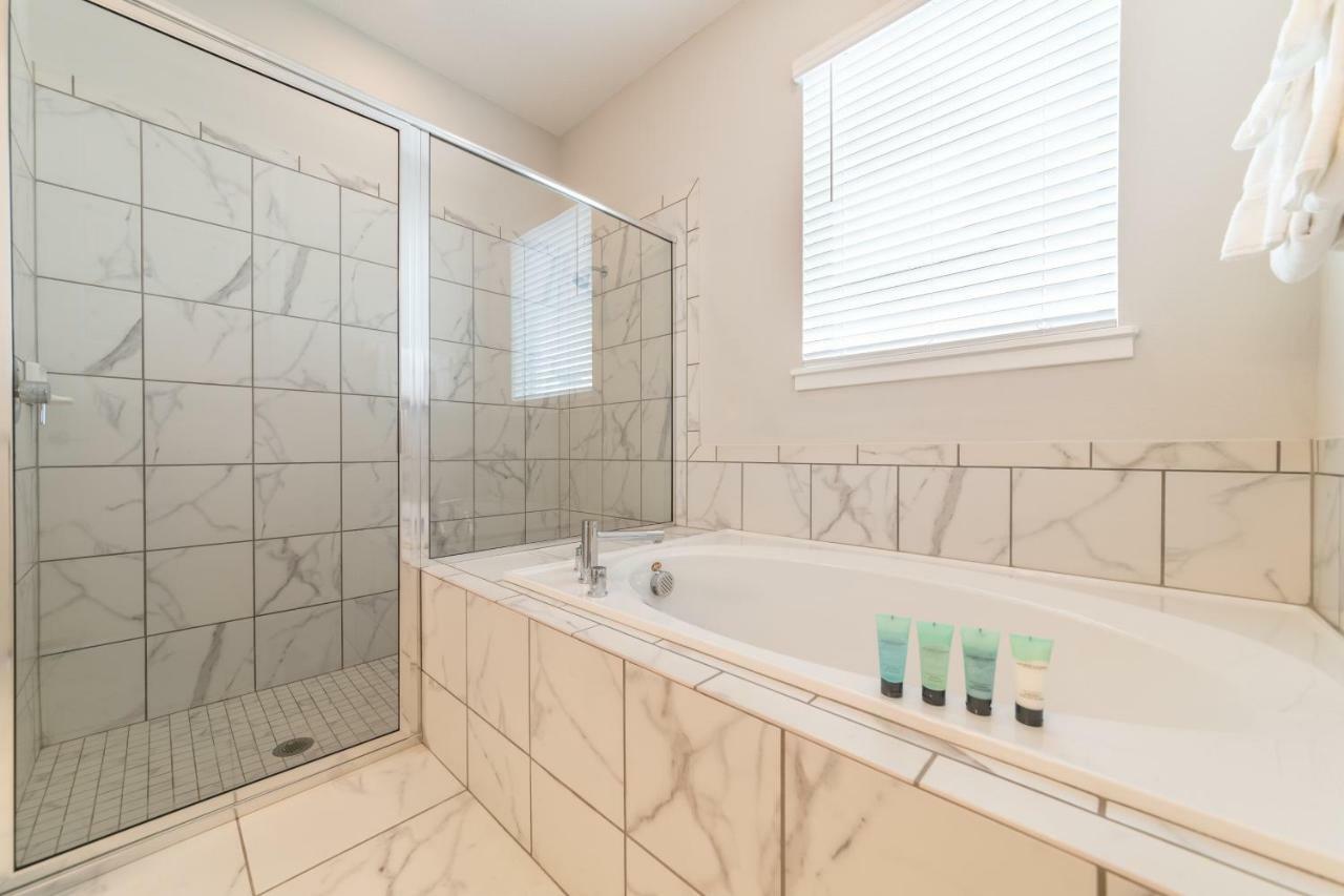 Beautiful By Rentyl Near With Private Pool, Pool Table & Amenities - 7448m * Orlando
