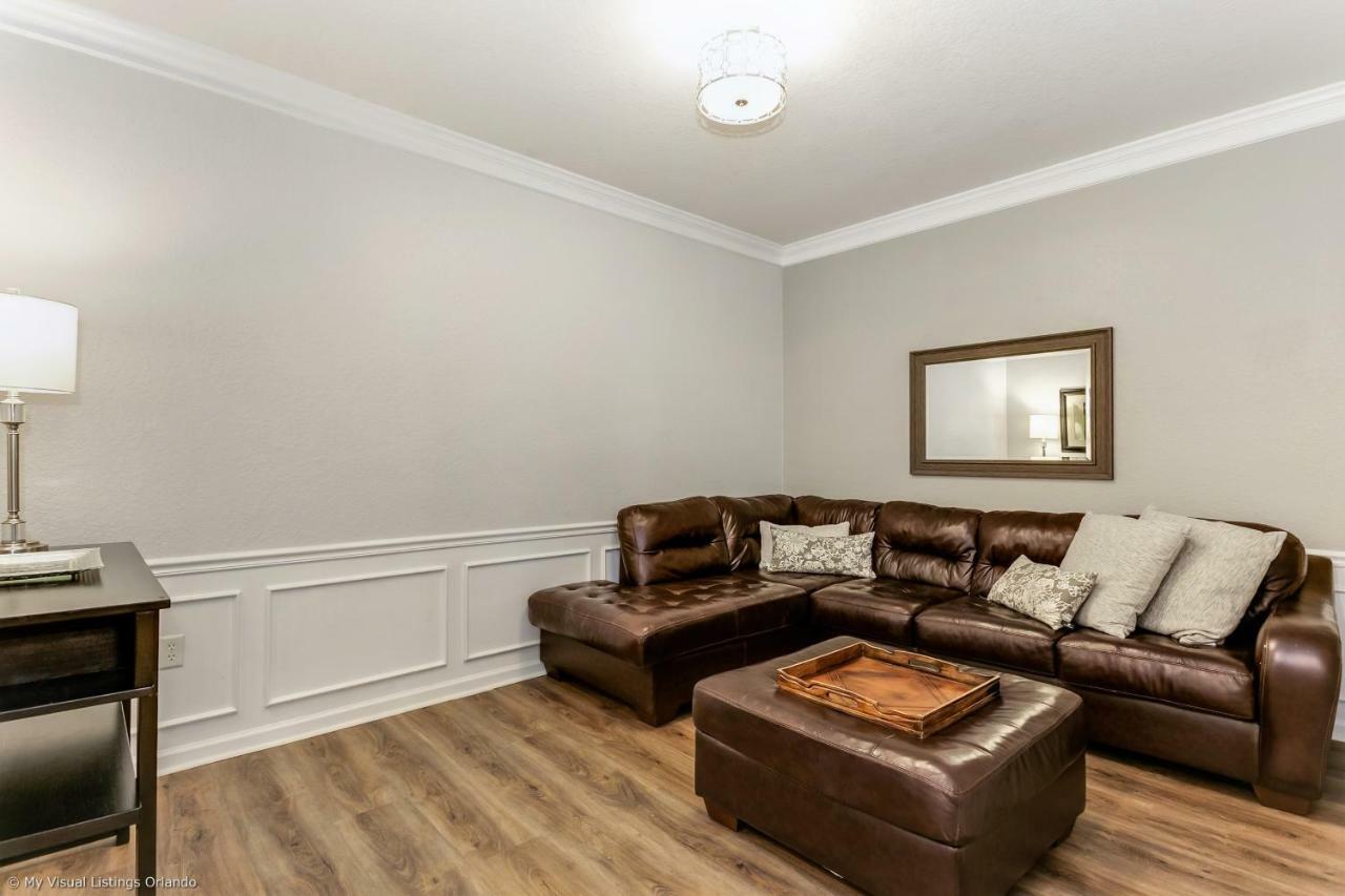 Apartment Spring Lakeview