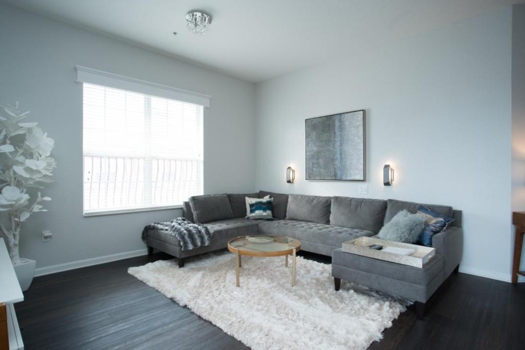 2-403 Your Vista Cay *